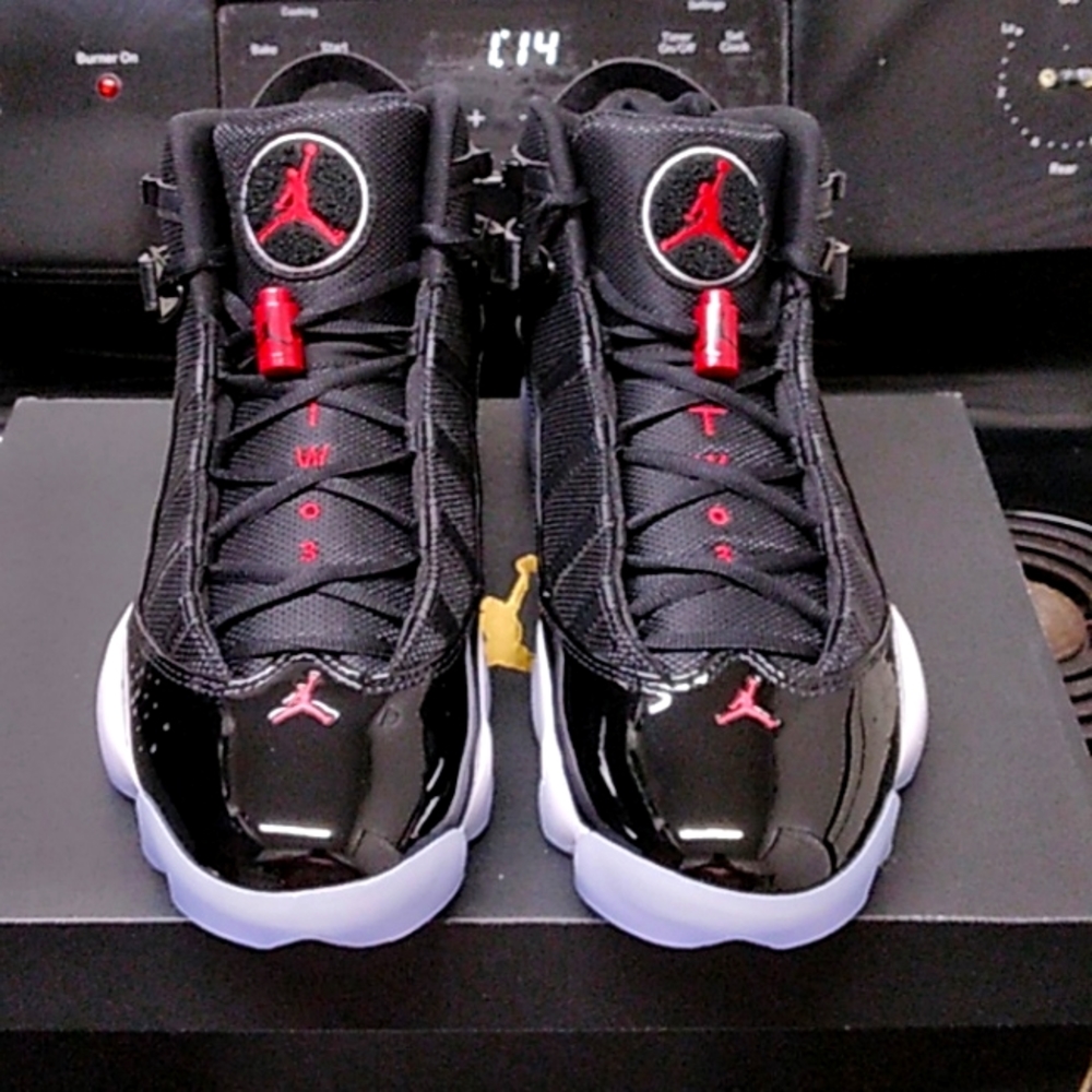 Air Jordan 6 rings (black gym red) size 10